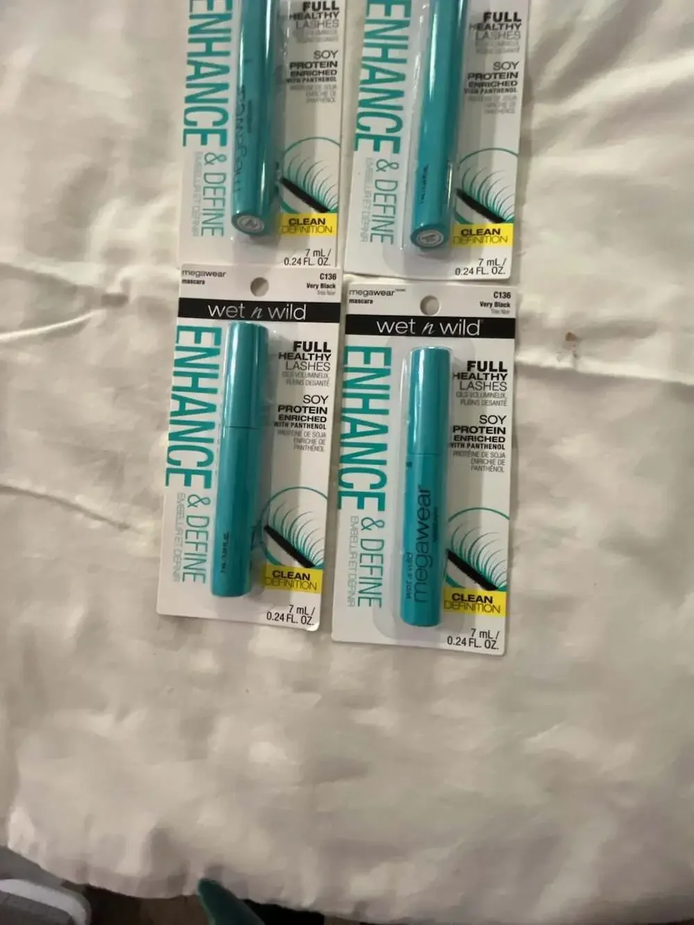 Wet n Wild MegaWear Enhance & Define Mascara C136 Very Black - Set of 4